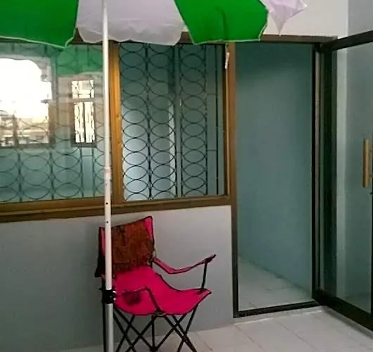 Hotell A & P House Charansanitwong